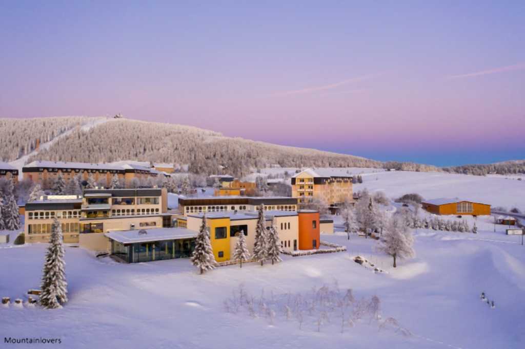 Familienhotel Elldus Resort im Erzgebirge Ansicht im Winter
