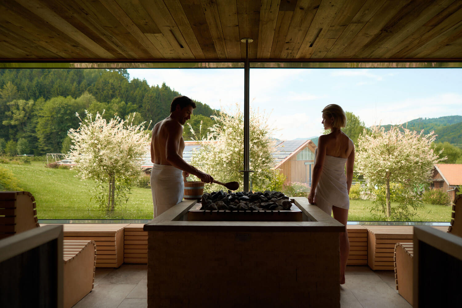 Panorama Eltern Spa mit Sauna im Familienhotel Schreinerhof