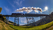 Ein Ausflugstipp für eueren Urlaub im Erzgebirge: Einmal mit der Aussichtsbahn Viadukt Markersbach die Schönheit der Natur entdecken