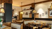 Gaststube und Restaurant im Kinderhotel Bruckwirt in Oberösterreich.