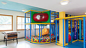 Große Softplayanlage im Indoorspielplatz vom Familienhotel Wellness- & Familienhotel Egger in Saalbach Hinterglemm.