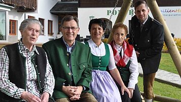 Die Gastgeberfamilie im Familienhotel Der Ponyhof Steiermark.