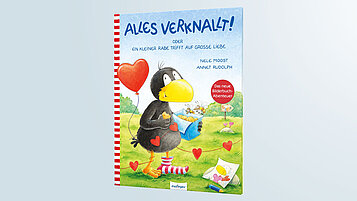 Das Cover des Kinderbuches "Der kleine Rabe Socke: Alles verknallt!"
