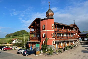 Ansicht des Nebenhauses des Familienhotels Der Böhmerwald.