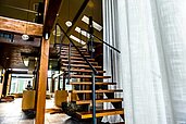Eingang in den Elternspa mit vielen Ruhemöglichkeiten im Familienhotel Ulrichshof im Bayerischen Wald