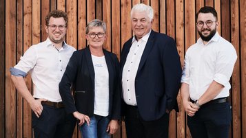 Die Gastgeberfamilie im Familienhotel Schreinerhof im Bayerischen Wald