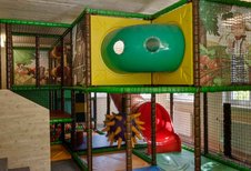 Softplayanlage im Indoor-Bereich im Kinderhotel Bruckwirt in Oberösterreich.