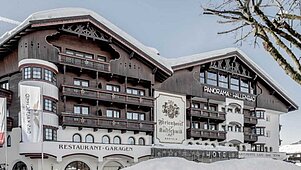 Winteransicht auf das Familienhotel Das Kaltschmid in Seefeld Tirol.