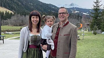 Gastgeberfamilie im Alphotel Tyrol Wellness & Family Resort in Südtirol.