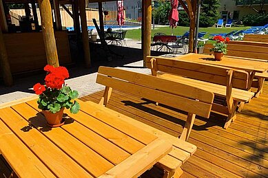 Gemütliche Terrasse im Family Club Harz