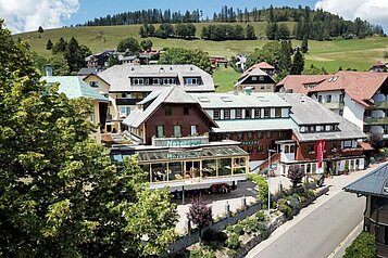 Das Hotel Engel im Schwarzwald bietet Familien im Sommer ideale Möglichkeiten für einen unbeschwerten Sommerurlaub.
