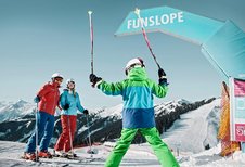 Skikurse im Familienhotel Amiamo. Mit Sicherheit Skifahren lernen. 