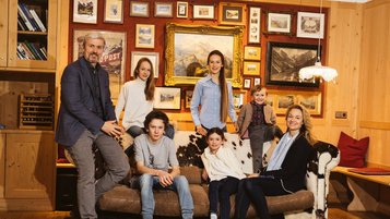 Gastgeberfamilie im Familienhotel Bella Vista in Südtirol.